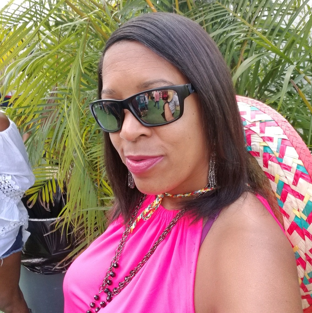 Meet your Posher, Arria